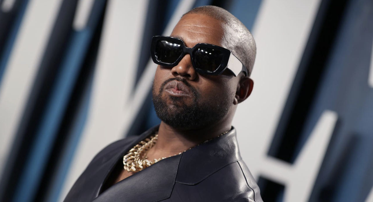 Kanye West, la 48 de ani, revine triumfal în showbiz cu un nou album.
