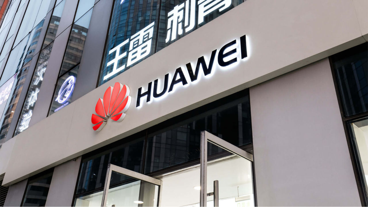 США разрешат своим компаниям работать с Huawei над стандартом связи 5G.