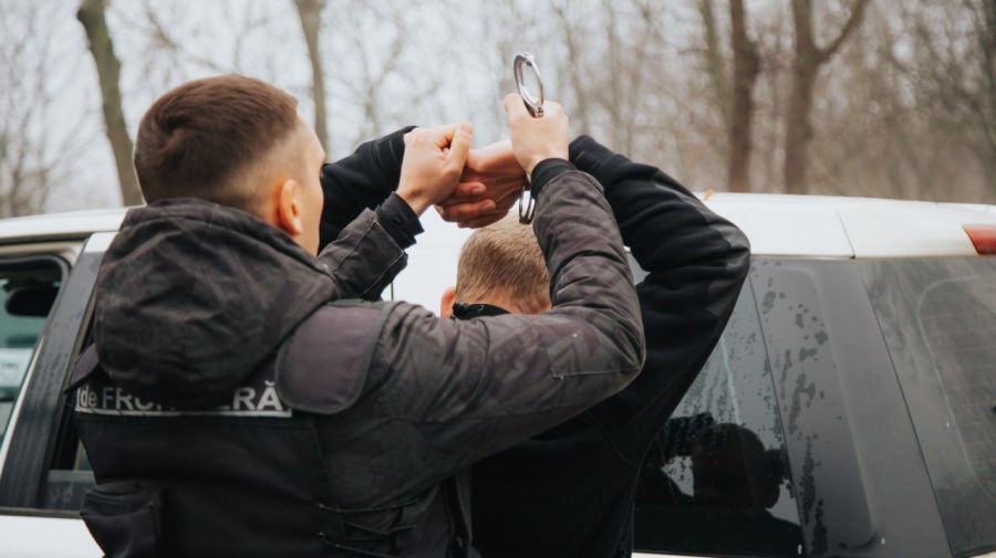 На границе с Молдовой задержали украинца, разыскиваемого Интерполом.
