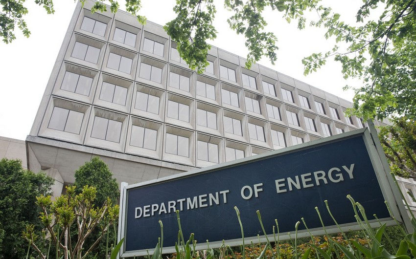 Минэнерго США закупит к июню 3 млн баррелей нефти для стратегического резерва.