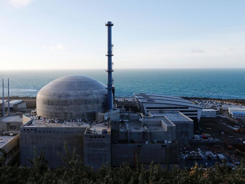 Mai multe persoane au fost rănite, însă nu există risc nuclear.