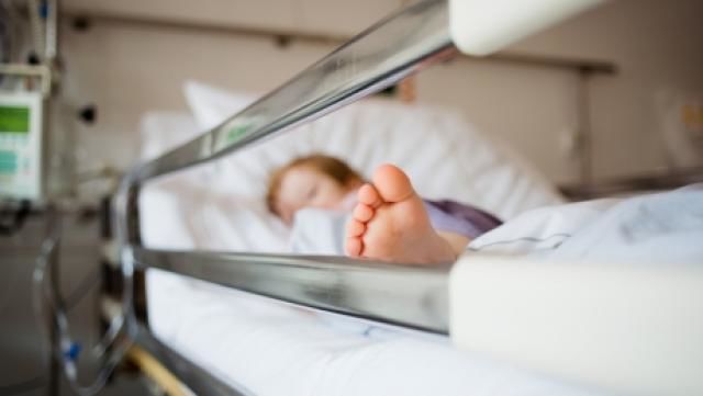 Crește rata supraviețuirii copiilor cu tumori maligne. Care e motivul