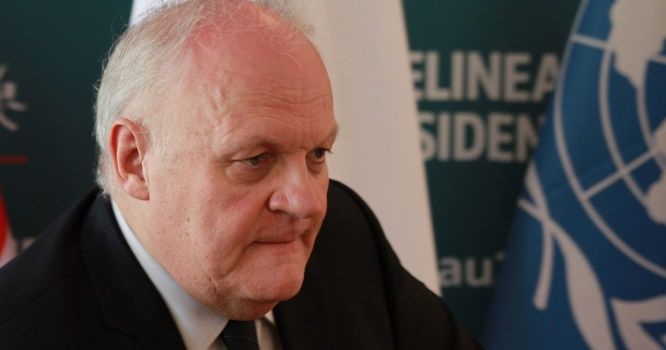 Экс-кандидата в президенты Франции задержали по делу о сексуальных домогательствах.