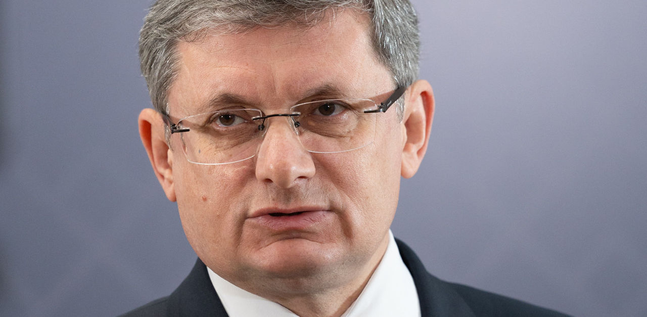 Grosu, la întrebarea privind mutarea peste hotare: Nu mă văd eu în străinătate. Acasă e acasă.
