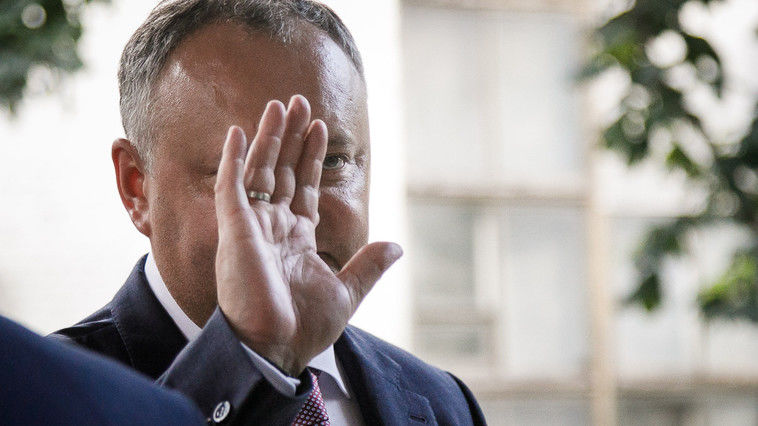 Dodon se duce de capul lui la Berlin. MAE nu este implicat