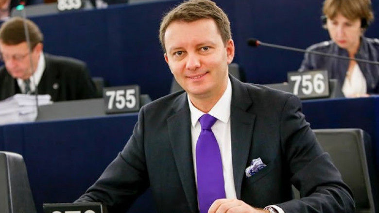 Мурешан о ситуации в Молдове: Большинство партии PAS непоколебимо.