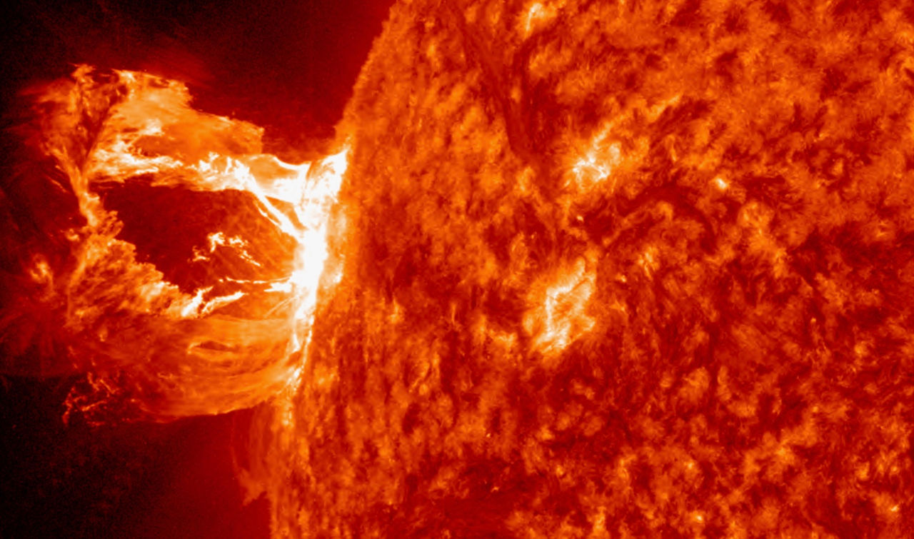 Pe Soare s-a înregistrat cea mai puternică erupție solară din decembrie.