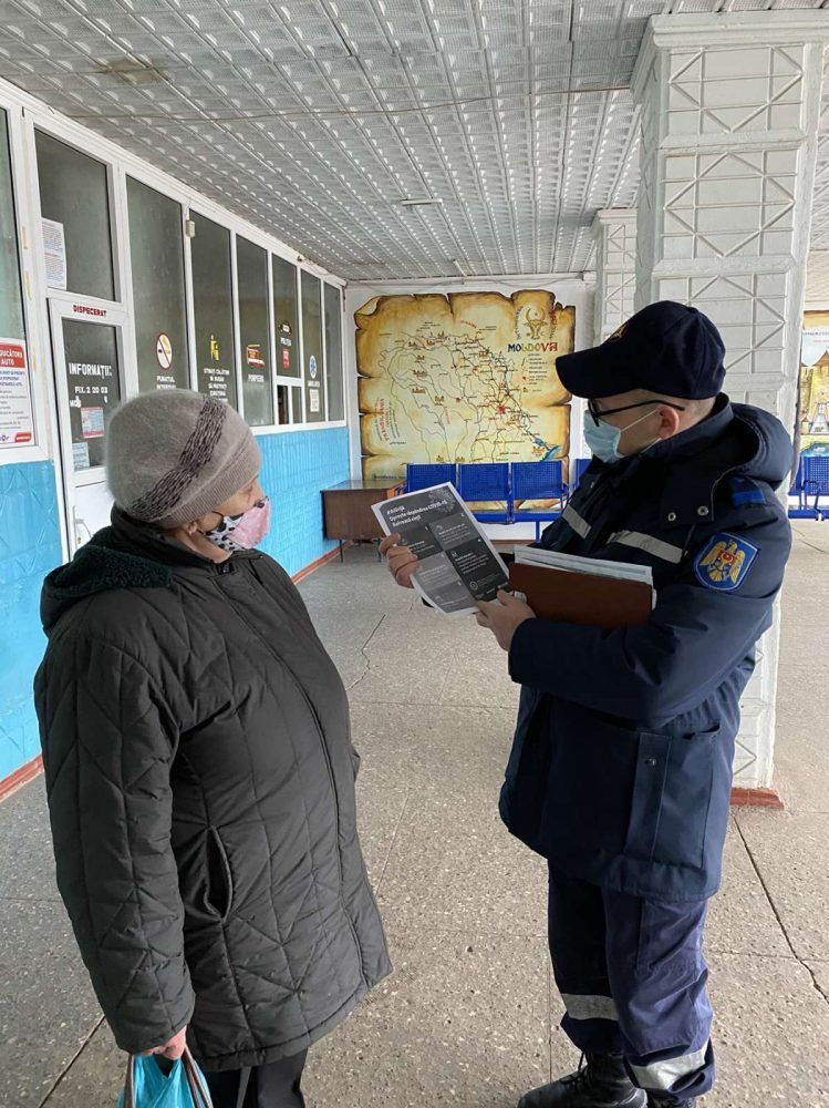 Спасатели напоминают населению о необходимости соблюдения антиковидных мер.