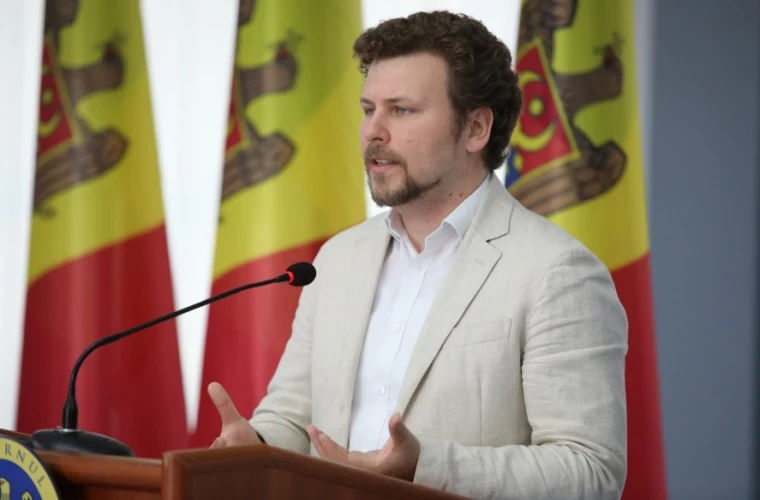 Дан Перчун представил отчет о деятельности за 100 дней своего мандата.