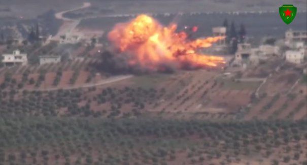 Un tanc al armatei turce a fost distrus de către YPG în Siria.