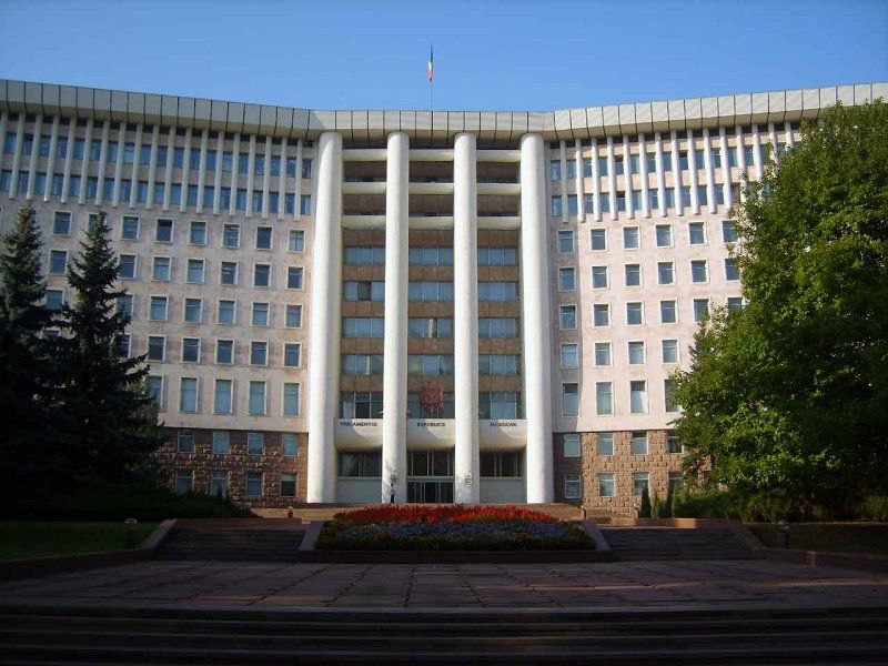 Размер петиции ограничен 2000 символов.
