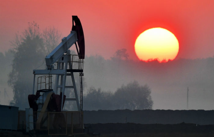Страны ОПЕК+ снизили экспорт нефти на фоне выполнения сделки по сокращению добычи.