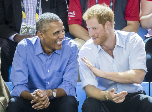 Prințul Harry i-a luat un interviu fulger lui Barack Obama. Foto: aol.co.uk