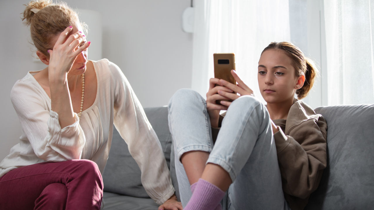Studiu: Lipsa exercițiilor fizice la adolescenți afectează sănătatea părinților lor.