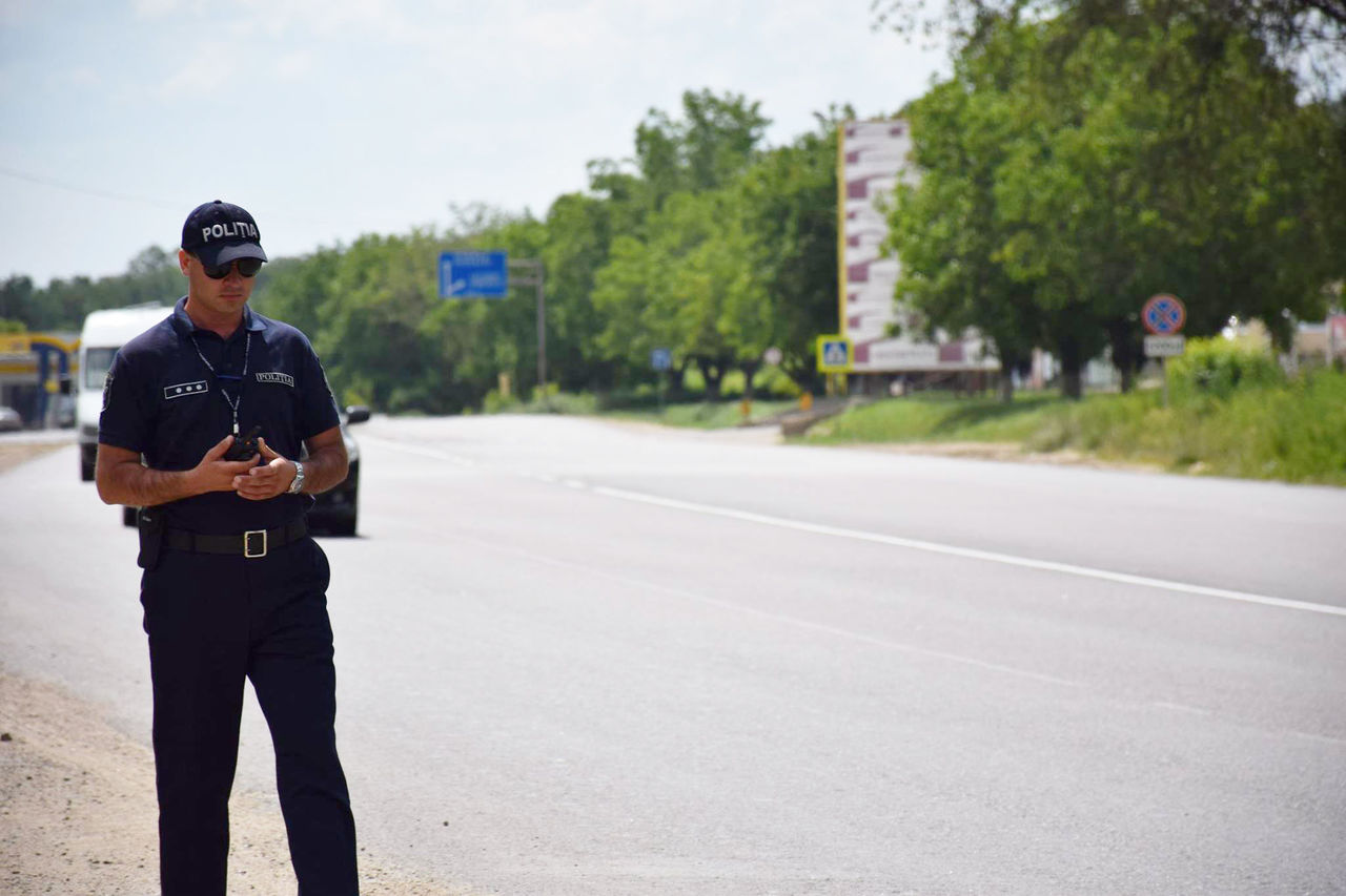 Служба InfoTrafic призывает водителей адаптировать скорость движения согласно предписаниям ПДД.