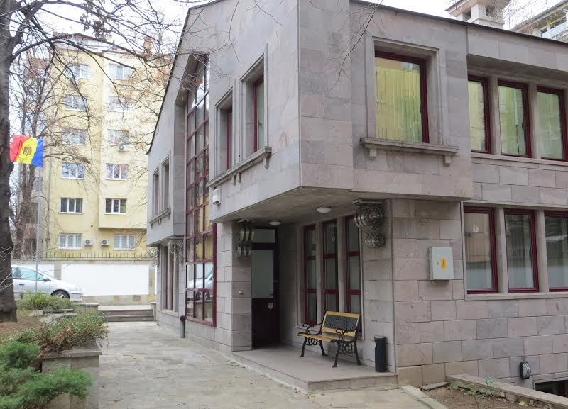 Консульские услуги посольства Молдовы в Софии будут временно приостановлены.