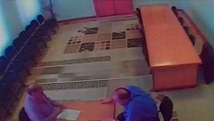 Partidul Democrat a cumpărat un consilier local cu 5 mii de dolari. Cel puțin asta reiese dintr-o înregistrare video distribuită intens pe rețelele de socializare.