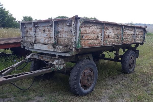 В Комрате неизвестные похитили грузовой прицеп без номеров.