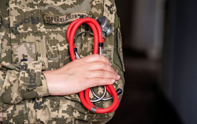Воинский учет женщин в Украине стартует с 1 октября.