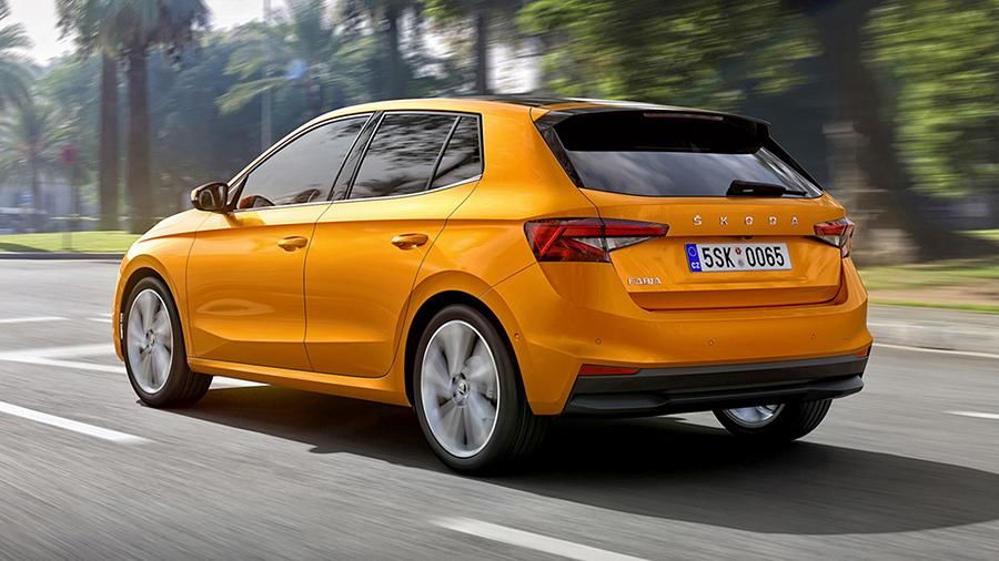 Skoda представила новое поколение хетчбэка Fabia.