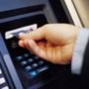 El era inculpat, încă din martie 2011, pentru organizarea unei reţele de furt şi distribuire de date de carduri de credit.