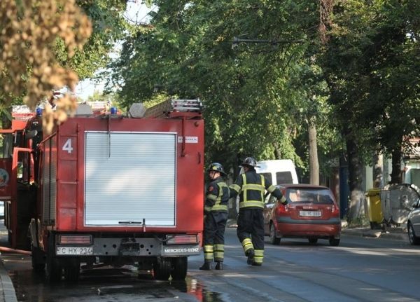 Пожар на республиканском стадионе был потушен в районе 10:30.