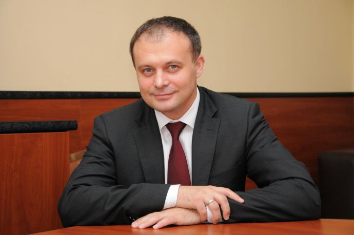 Визит в Румынию является первым визитом Андриана Канду в соседнюю страну в качестве спикера. Фото: Tv7.md