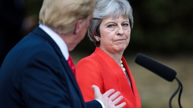 Дональд Трамп заявил Терезе Мэй, что ей лучше подать в суд на Евросоюз.