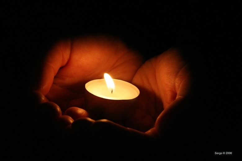 Părinţii tânărului incendiat din Puhăceni nu-și pot înmormânta băiatul