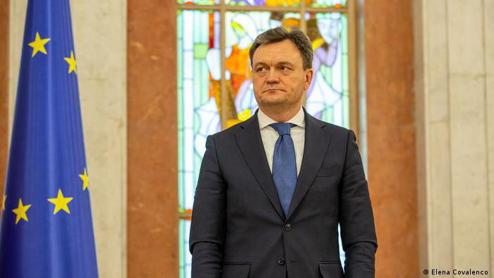 Санду подписала указ о назначении Речана кандидатом в премьер-министры. Фото: DW