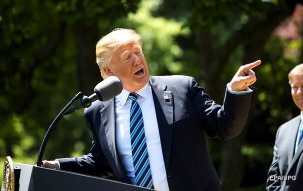 Трамп на год продлил санкции против Сирии.