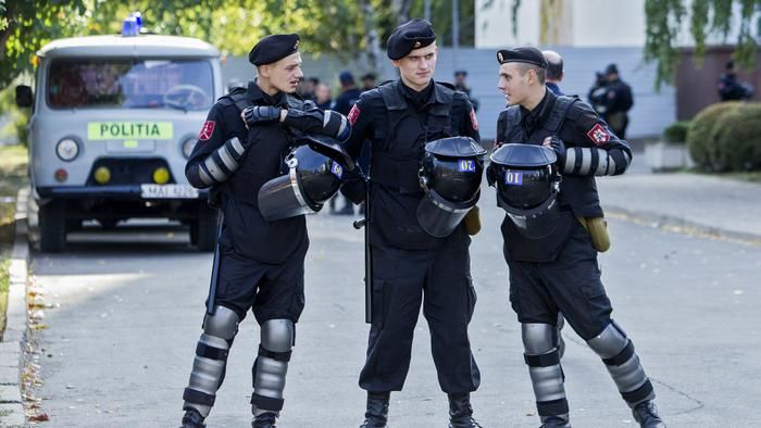 Полицейских Молдовы заставят попотеть.