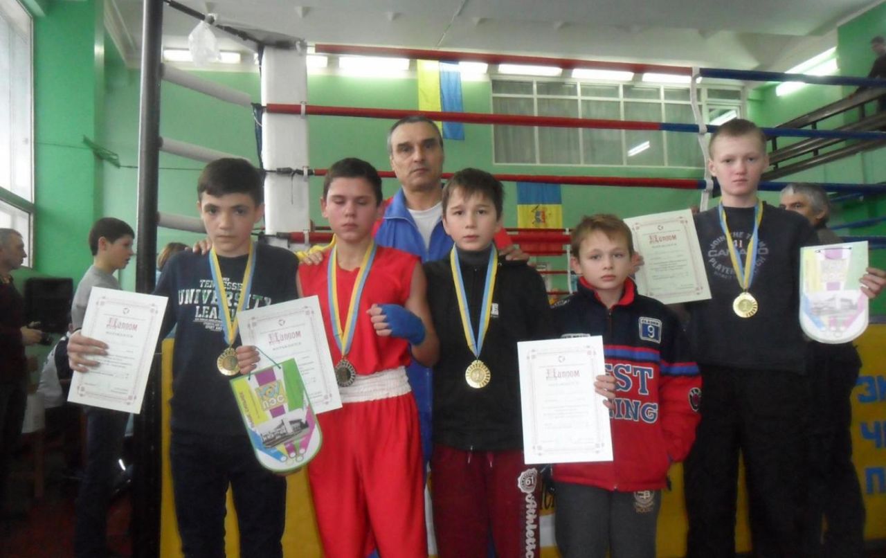 Бельцкие боксёры вернулись с Украины с наградами.