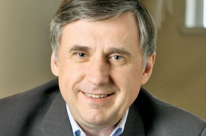 Ex-Premierul Ion Sturza nu știe, deocamdată, sub ce formulă se va implica în politica din Republica Moldova.
