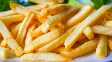 Deoarece enzimele din saliva noastră sparg moleculele de amidon în unele de zahăr, lăsându-ne un gust dulce în gură. Foto:healthy.kudika.ro