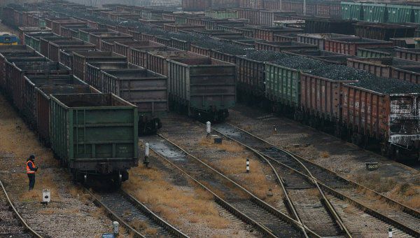 Пока Киев не выполнит ряд условий, уголь поставляться на Украину не будет.