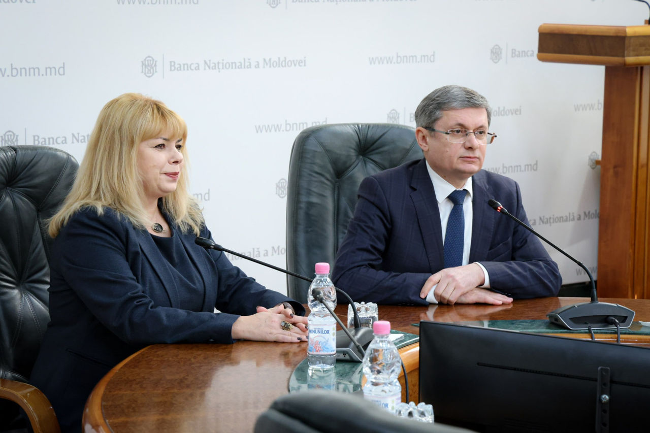 Новая глава Нацбанка Анка Драгу была представлена коллективу.
