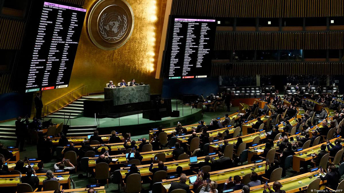Генассамблея ООН призвала взыскать с России репарации.