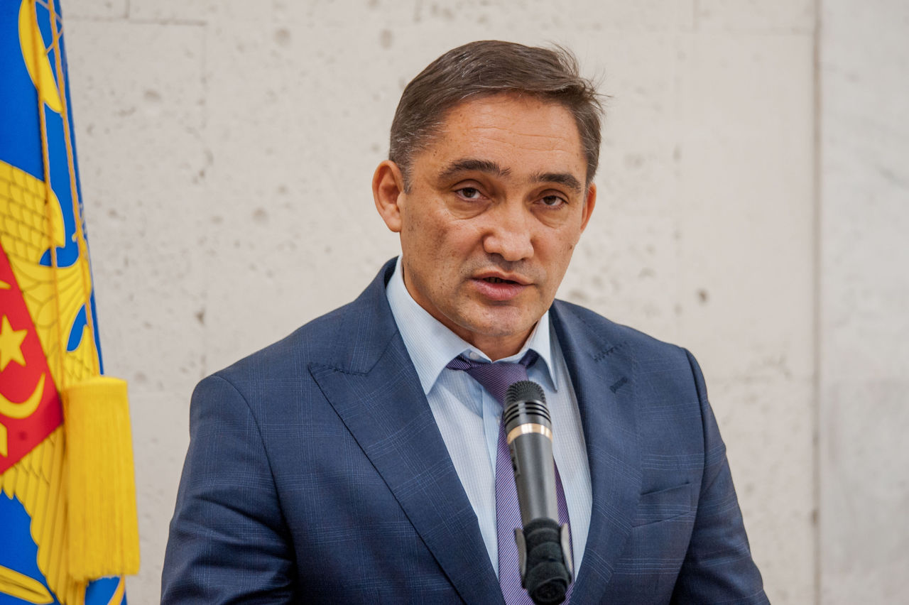 Стояногло - посольствам: Государственные лица незаконно преследуются.