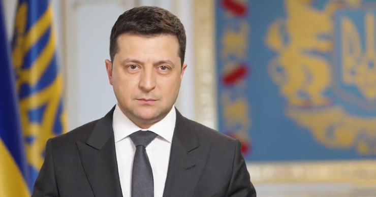 Зеленский выступил с обращением к нации.
