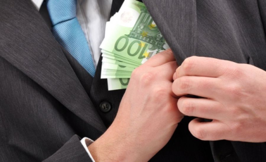 Avocat din Donduşeni, reţinut pentru trafic de influenţă.