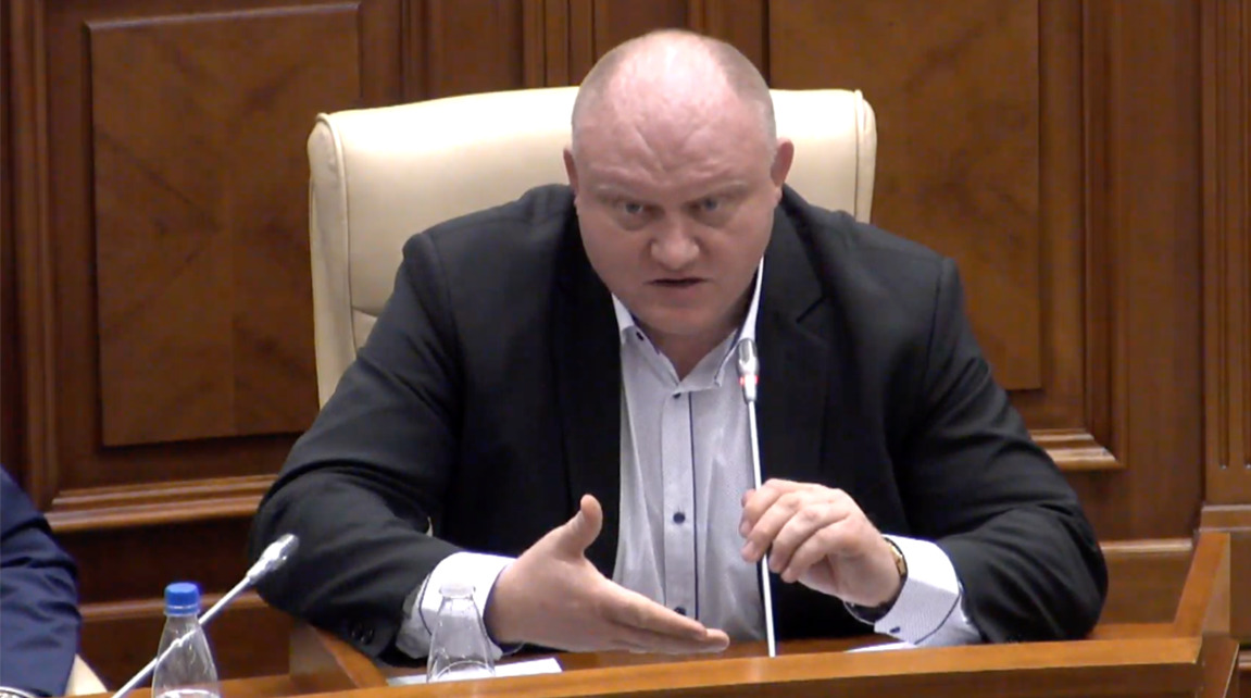 Депутат-социалист Василе Боля.