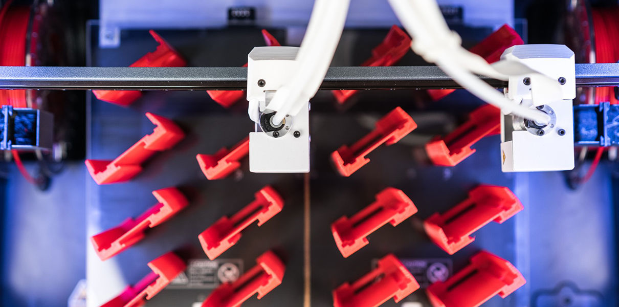 Новая технология позволяет менять цвет напечатанных 3D-деталей.