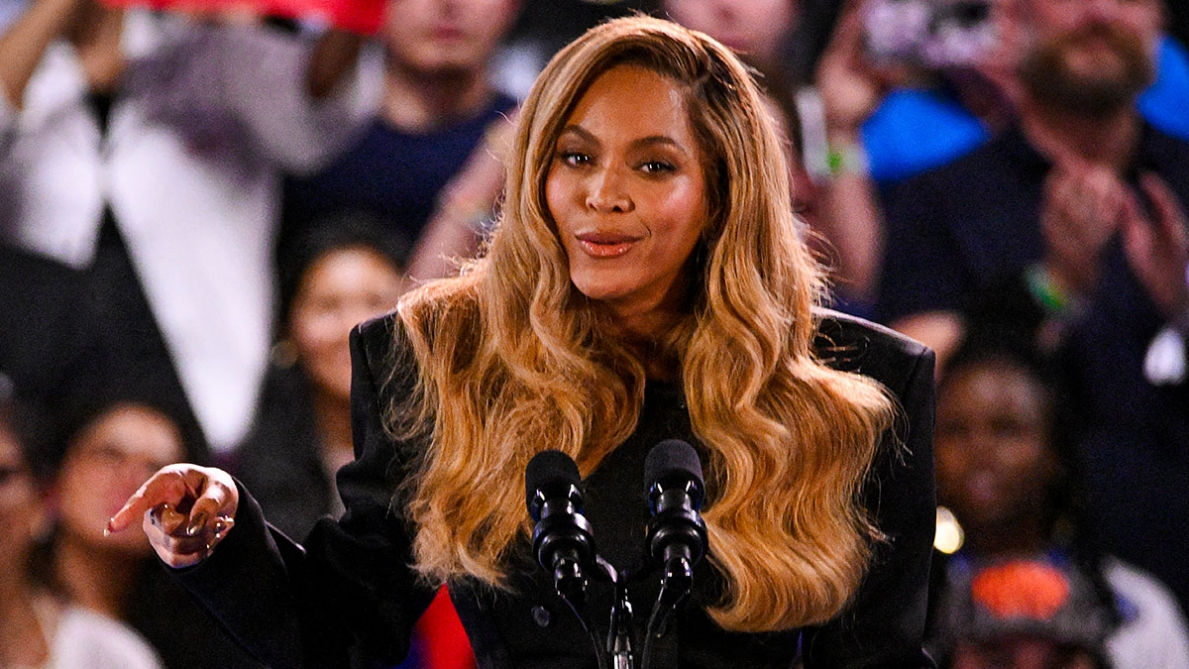Beyonce a donat 2,5 milioane de dolari pentru victimele incendiilor din California.