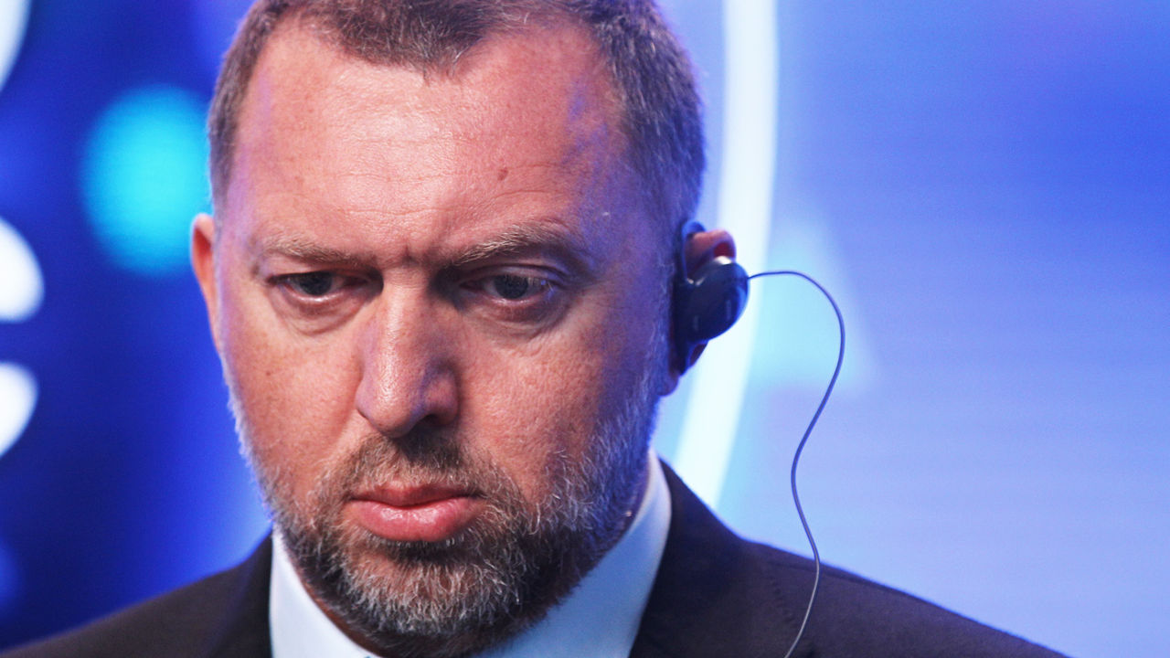 Олег Дерипаска подал иск в суд о защите чести и достоинства.