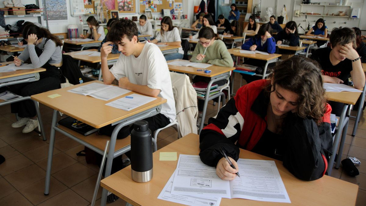 Observatoare, despre examenul de matematică pentru clasa a IX-a: Copiii nu au putut rezolva sarcini elementare.