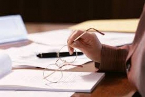 Comisia Naţională de Integritate (CNI) a decis iniţierea controalelor averilor a patru deputaţi.