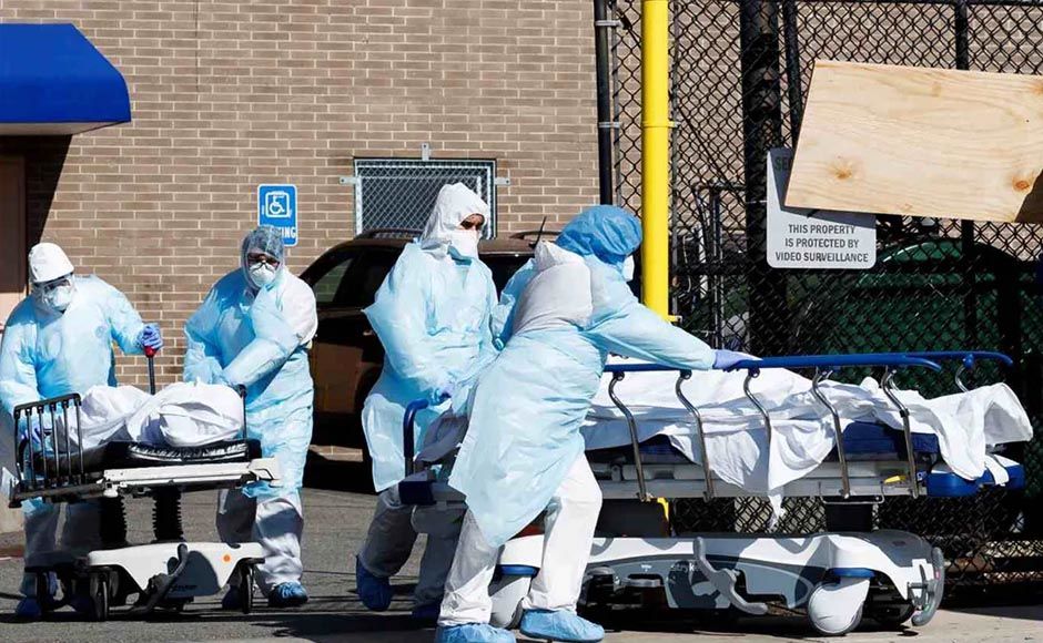 Всего в мире скончались около 712,5 тысячи заболевших вирусом.