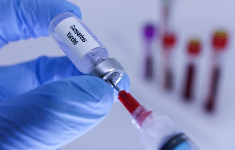 Johnson &amp; Johnson выпустит до 1 миллиарда доз вакцины от коронавируса.