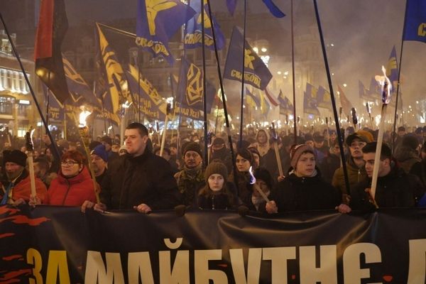 В Киеве отпразднуют Новый год шествием в честь Бандеры.
